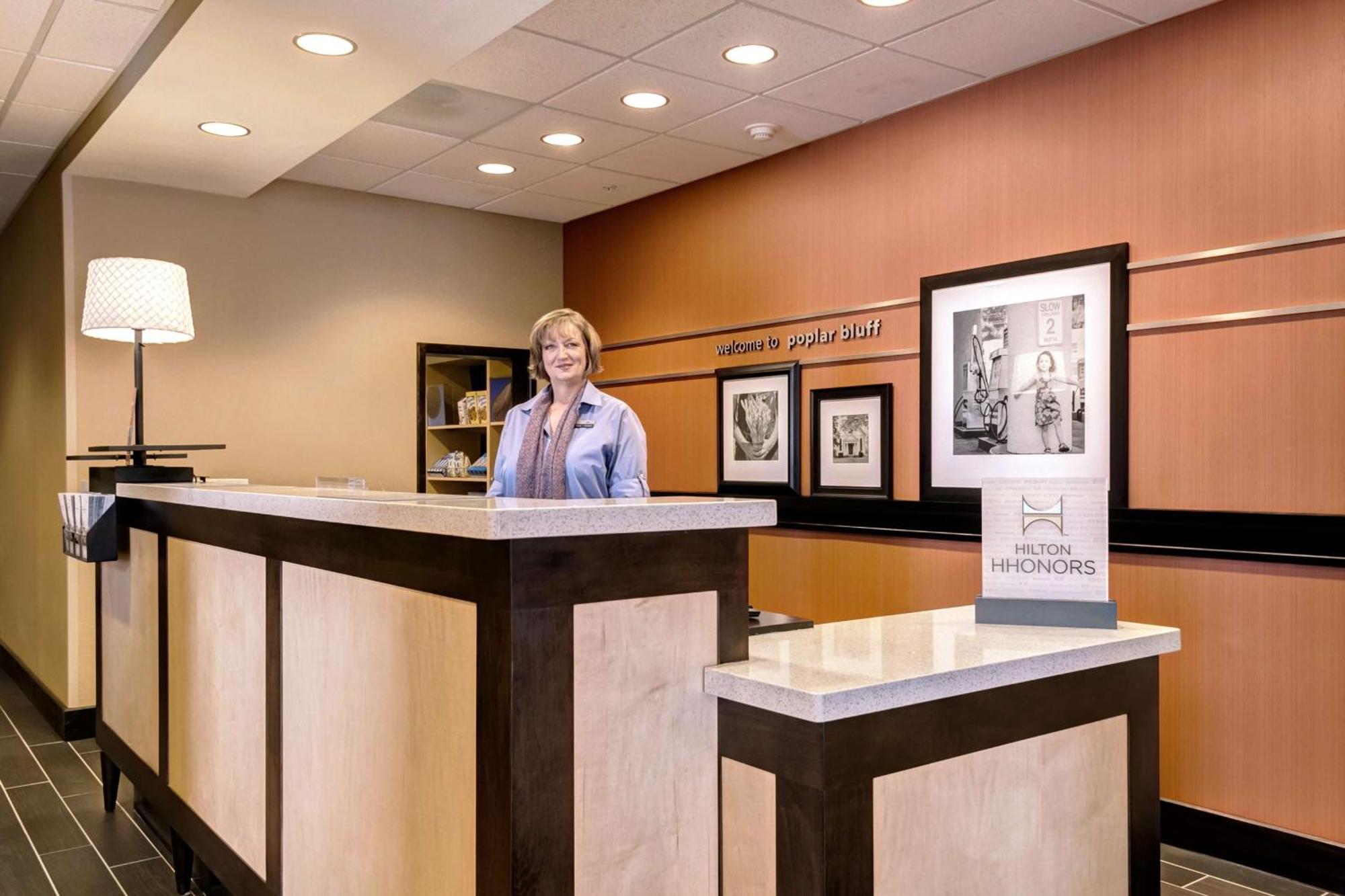 Hampton Inn Poplar Bluff Exterior foto